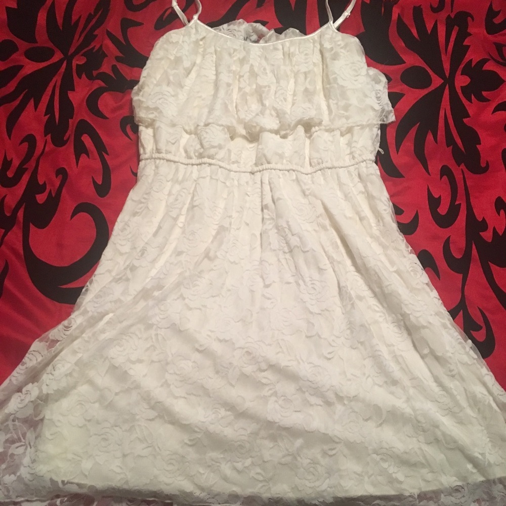 White lace dress